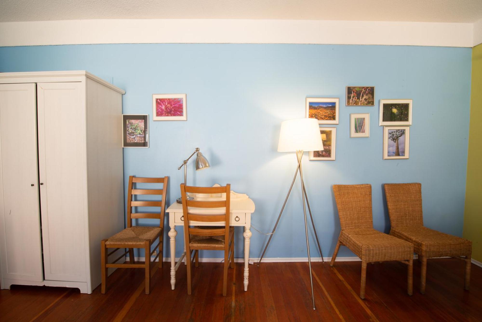 Ocean Island Garden Suites Victoria Pokoj fotografie