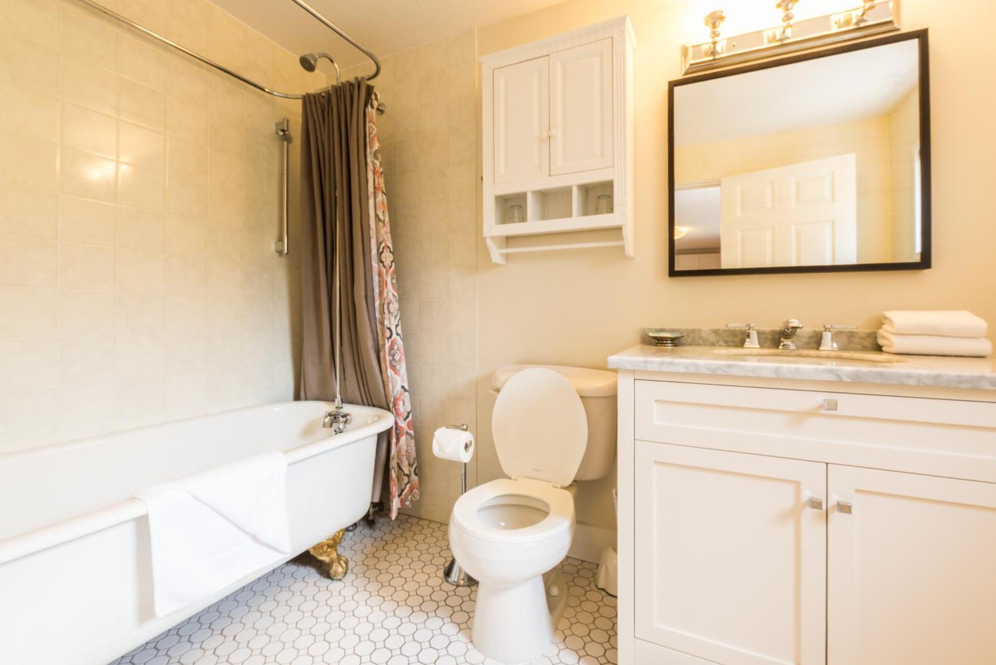 Ocean Island Garden Suites Victoria Pokoj fotografie